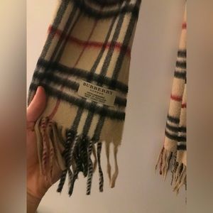 Unisex Classic Burberry Cashmere Scarf - Narrow